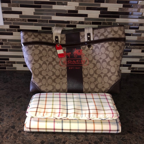 Coach Handbags - ⭐️Coach Handbag!